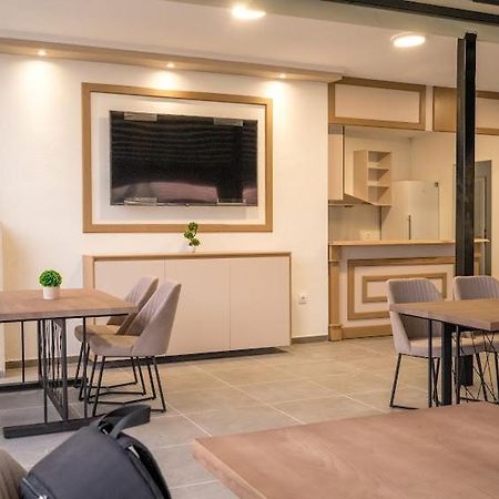 Fenix Gevgelija Bed & Breakfast ภายนอก รูปภาพ