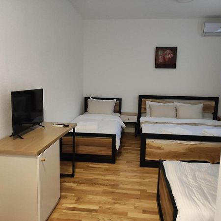 Fenix Gevgelija Bed & Breakfast ภายนอก รูปภาพ