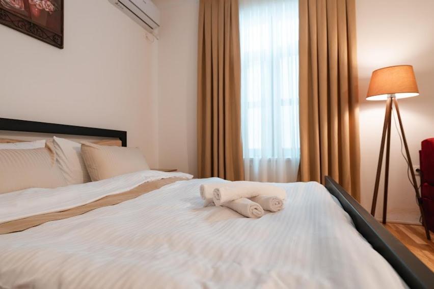 Fenix Gevgelija Bed & Breakfast ภายนอก รูปภาพ