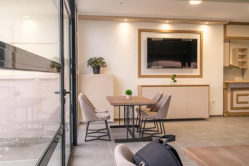 Fenix Gevgelija Bed & Breakfast ภายนอก รูปภาพ