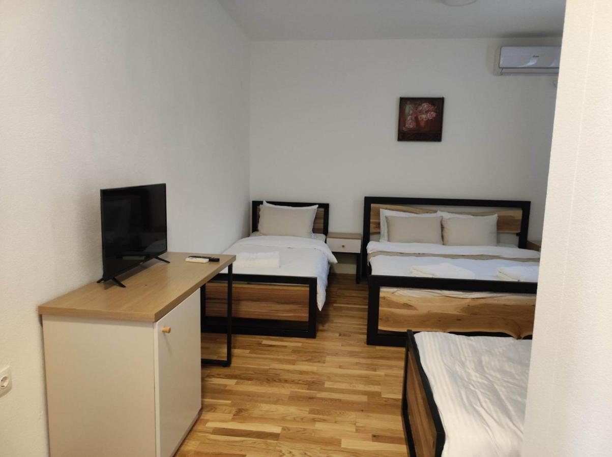 Fenix Gevgelija Bed & Breakfast ภายนอก รูปภาพ